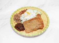 Fish Fillet, Luncheon Meat, Ikan Bilis & Egg Nasi Lemak 炸鱼柳午餐肉江鱼仔蛋椰浆饭