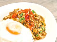 Thai Basil Chicken With Rice