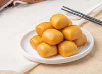 A4. Fried Mini Mantou 炸小馒头（6粒）