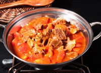 Beef Brisket Stewed with Tomato 牛腩炖西红柿
