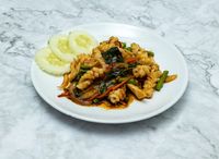 Stir-fried Squid with Hot Basil Leaves