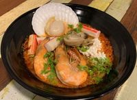 Seafood Tomyum Soup w Rice/Noodle