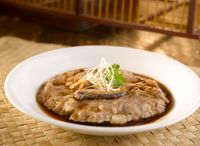 Steamed Hand Chopped Minced Pork with Salted Fish 咸鱼蒸手剁肉饼