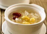 Double Boiled  Snow Fungus With Gingko 红枣白果炖雪耳