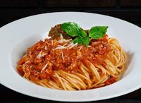 P3. Chicken Bolognese Spaghetti