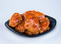 Saucy Chic Wings