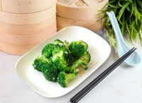 VT04. Stir Fried Broccoli with Garlic