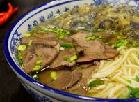 Sauerkraut Beef Noodle 酸菜牛肉面