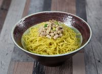 Noodle with Minced Meat 面和肉碎