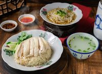Chicken Rice Set with Beansprouts/Egg