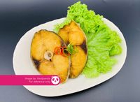 Fried Batang Fish 香煎巴当鱼