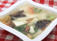 青菜豆腐汤Vegetables & Tofu Soup