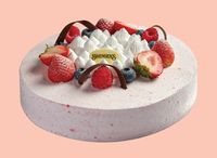 Ultimate Strawberry Ice Cream Cake