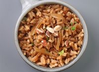 405D. Baked Onion Rice with Crushed Almonds