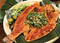 Grilled Sea Bass with Lemongrass 傣味烤鲈鱼