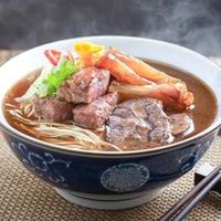 A5 Braised Beef Combination Noodles 红烧牛三宝面