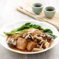 F18 Braised Firm Tofu with Assorted Mushroom 野菌焖豆腐 (素)*