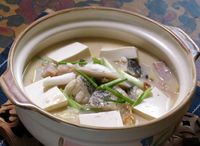Jumbo Grouper Fish Head Soup with Chinese Cabbage in Teochew Style 潮州津白龙趸鱼头汤