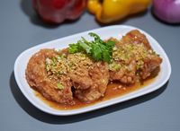 Deep-fried Fish Fillet with Pepper & Garlic