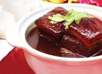 Dong Po Braised Pork with Mantou 茶香东坡肉