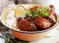 Soya Sauce Chicken Rice