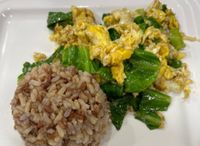 Thai Stir Fried Kai Lan Egg With Brown Rice (400 Calories)