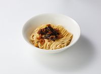38. Noodle with Soy & Scallion Oil 特色葱油开洋拌面