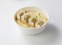 42. Noodle Soup Vegetable & Pork Wonton 菜肉馄饨面