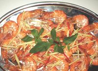 Tôm Hấp Nước Dừa (Steamed Shrimp With Coconut Juice)