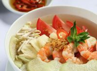 Canh Chua Tôm (Sour Shrimp Soup)