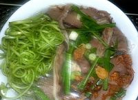 Bún Lòng Heo (Pigs Tripes Rice Noodle Soup)