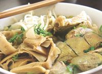 Miến Măng Vịt (Duck & Bamboo Shoot Vermicelli Soup)