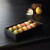 Mini Macaron (Box of 12 pcs)